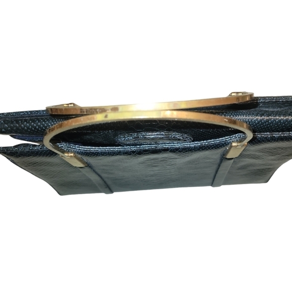 Vintage Saks Fifth Avenue Blue Leather Crocodile Print 11" x 18" - Picture 2 of 5